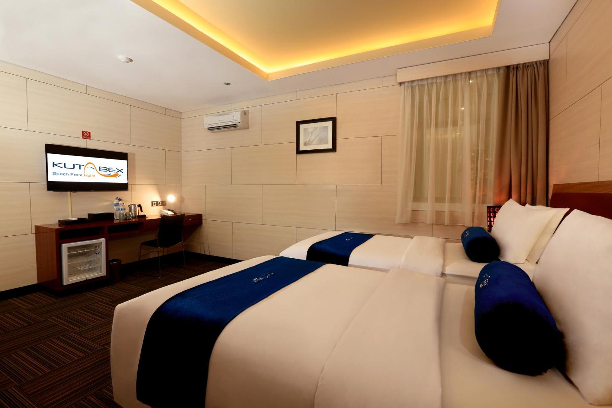 Kutabex Beachfront Hotel Kuta Lombok Exteriör bild