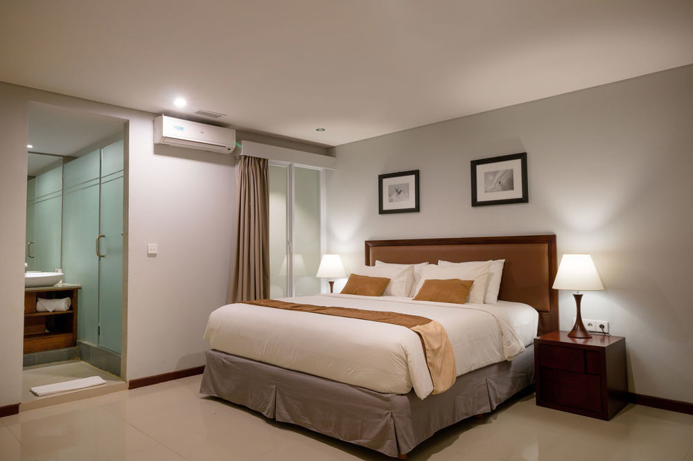 Kutabex Beachfront Hotel Kuta Lombok Exteriör bild